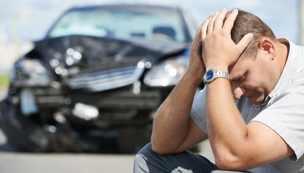 If you have been injured by a driver running a red light in California, call (661) 333-3333 to learn how Bakersfield personal injury attorney Mickey Fine can help