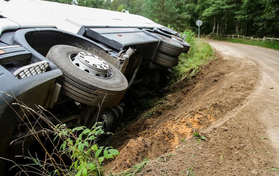 ​How Can Your Lawyer Preserve Evidence for a Truck Accident Claim?